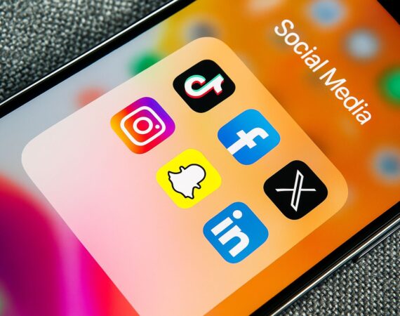 Mobile phone with social media icons